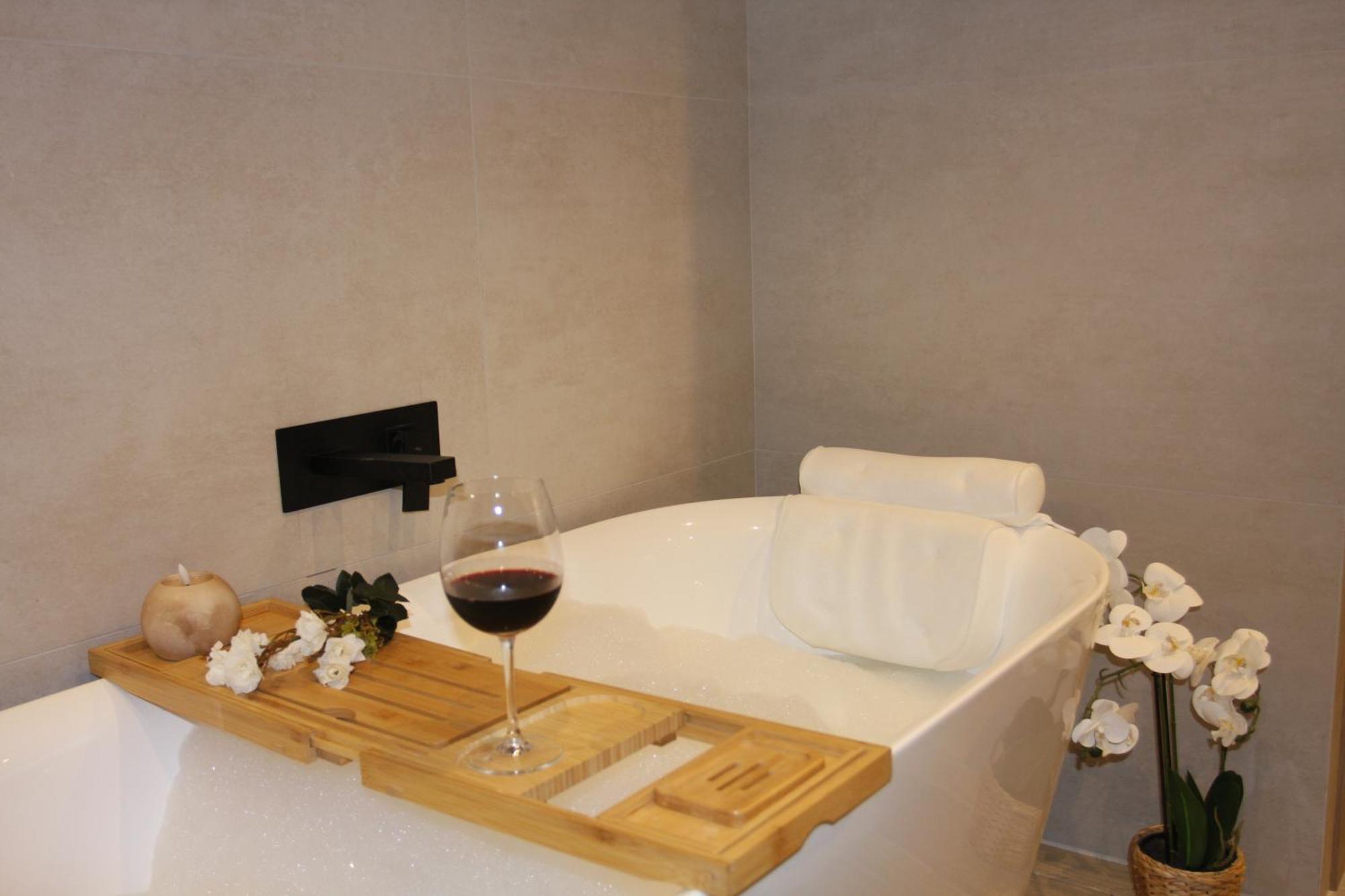 Apartamentos La Herradura Toneles Haro Bagian luar foto