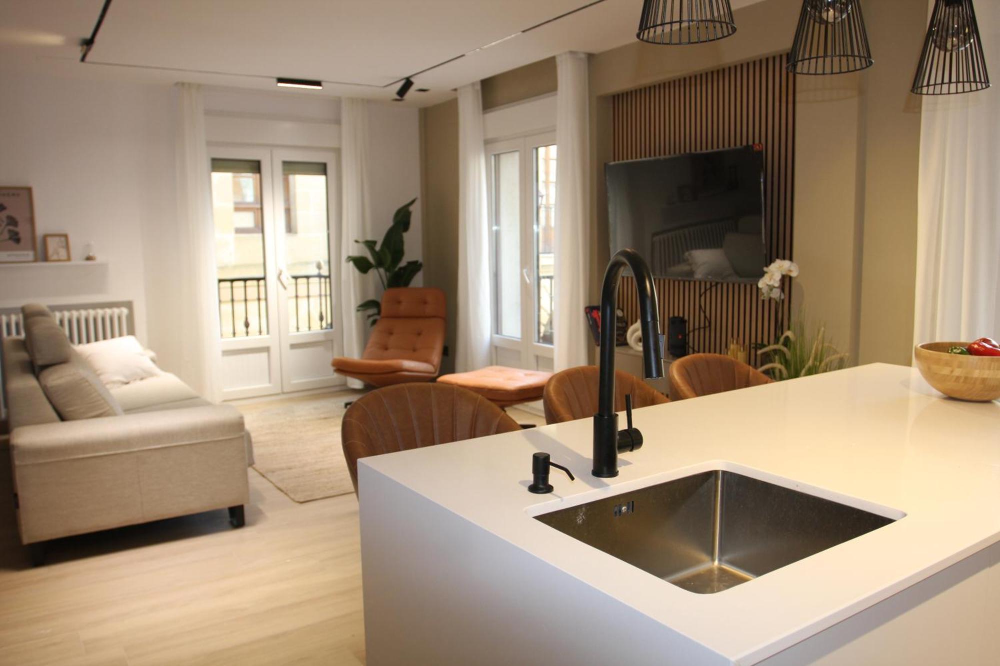 Apartamentos La Herradura Toneles Haro Bagian luar foto